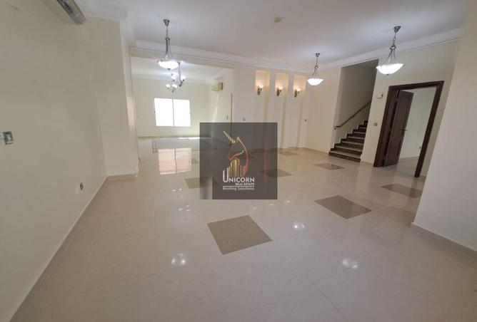 943469 - Property Image 2