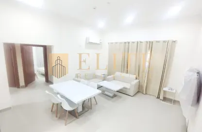Apartment - 2 Bedrooms - 2 Bathrooms for rent in Al Khazin Street - Madinat Khalifa South - Madinat Khalifa - Doha