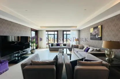 تاون هاوس - 2 غرف نوم - 3 حمامات للايجار في طريق بورتو الشرقي - بورتو أرابيا - جزيرة اللؤلؤة - الدوحة