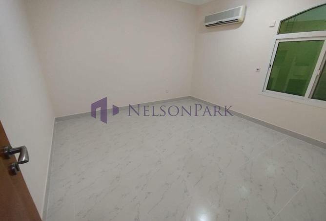 1005839 - Property Image 3