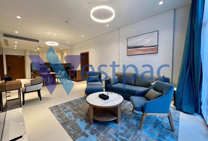 999912 - Property Image 2