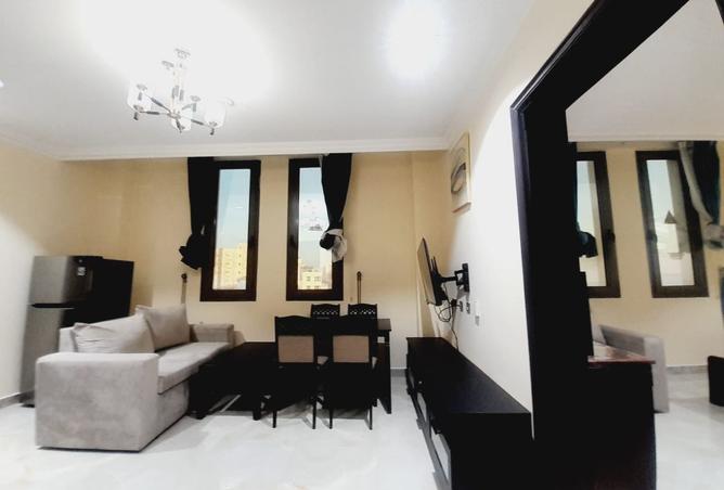 981043 - Property Image 3