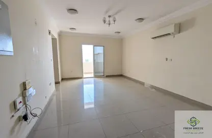 Apartment - 3 Bedrooms - 3 Bathrooms for rent in Umm Ghuwailina 4 - Umm Ghuwailina - Doha