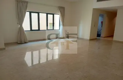 Apartment - 2 Bedrooms - 2 Bathrooms for rent in Al Mansoura - Al Mansoura - Doha
