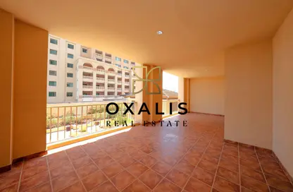 Apartment - 1 Bedroom - 2 Bathrooms for rent in Tower 10 - Porto Arabia - The Pearl Island - Doha
