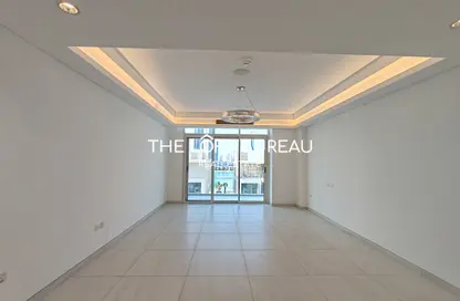 Apartment - 2 Bedrooms - 3 Bathrooms for sale in Crystal Residence - Gewan Island - The Pearl Island - Doha