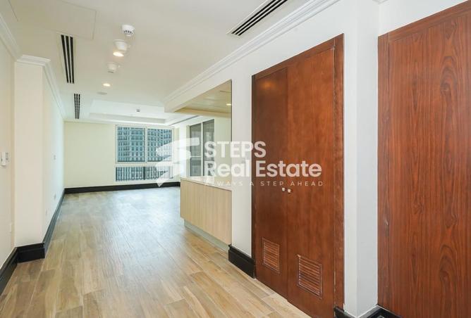 945605 - Property Image 2