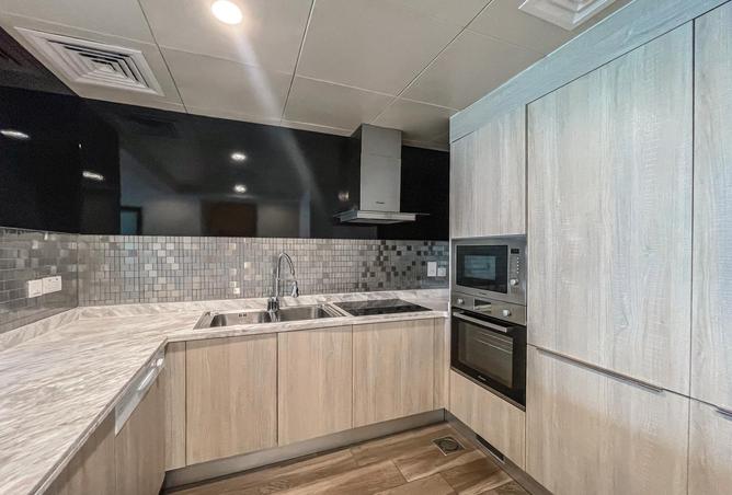 913998 - Property Image 3