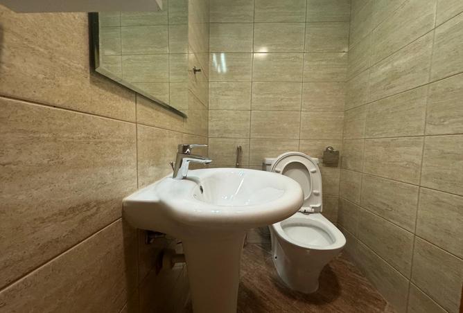 982841 - Property Image 3