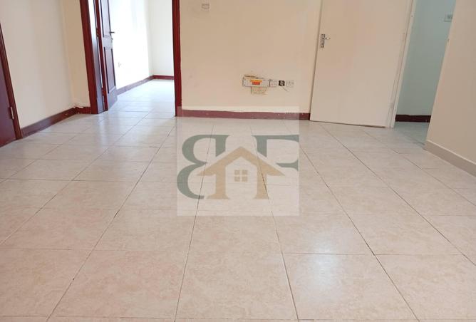 983626 - Property Image 2