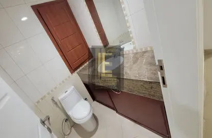 Apartment - 2 Bedrooms - 3 Bathrooms for sale in The Pearl Island - Doha