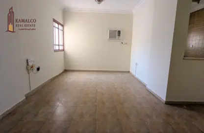 Apartment - 2 Bedrooms - 3 Bathrooms for rent in Muntazah 7 - Al Muntazah - Doha