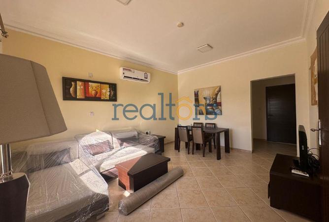 1001011 - Property Image 2