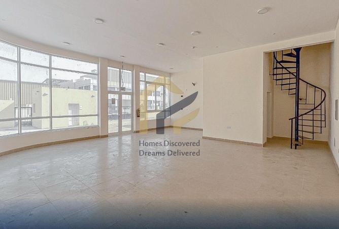 947017 - Property Image 3