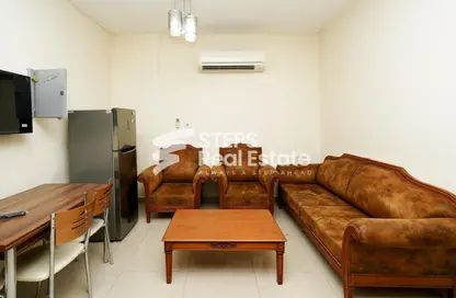 شقة - 2 غرف نوم - 1 حمام للايجار في منتزه 7 - المنتزه - الدوحة