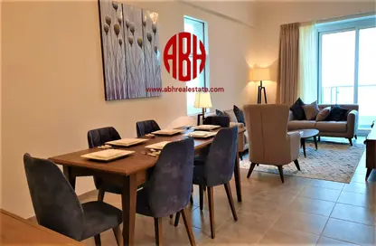 Living / Dining Room image for: Apartment - 3 Bedrooms - 3 Bathrooms for rent in Marina Residences 195 - Marina District - Lusail, Image 1