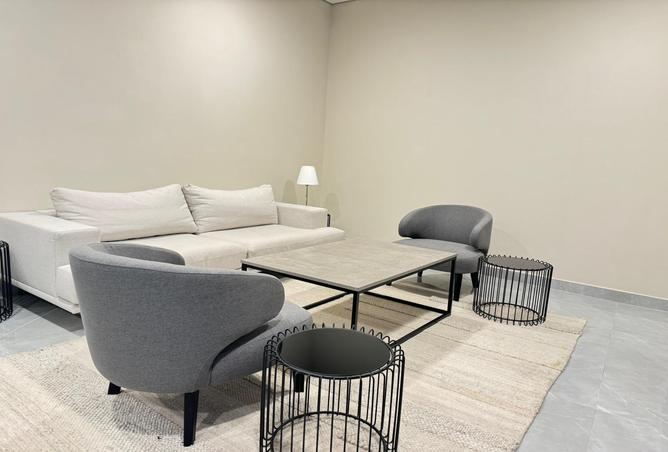 935394 - Property Image 3
