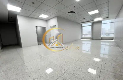 Office Space - Studio - 2 Bathrooms for rent in Muntazah 10 - Al Muntazah - Doha