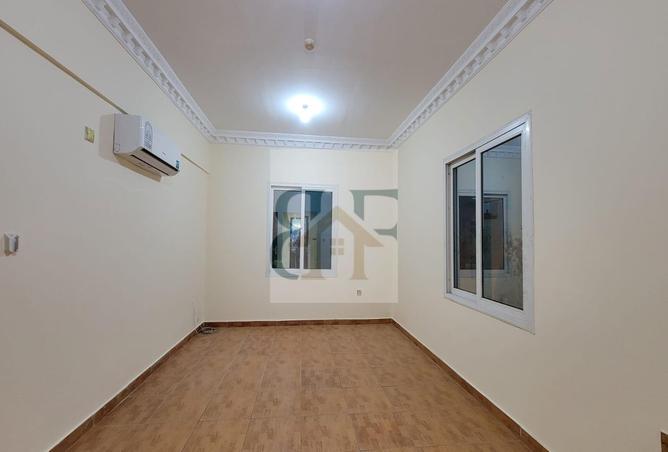 994273 - Property Main Image