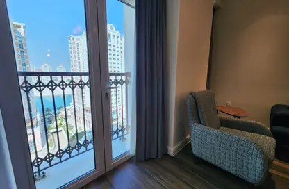 شقة - غرفة نوم - 2 حمامات للايجار في حدائق فلورستا - حدائق فلورستا - جزيرة اللؤلؤة - الدوحة