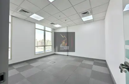 Office Space - Studio - 2 Bathrooms for rent in Al Mansoura - Al Mansoura - Doha