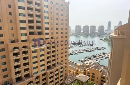 Apartment - 1 Bedroom - 2 Bathrooms for rent in Tower 24 - Porto Arabia - The Pearl Island - Doha