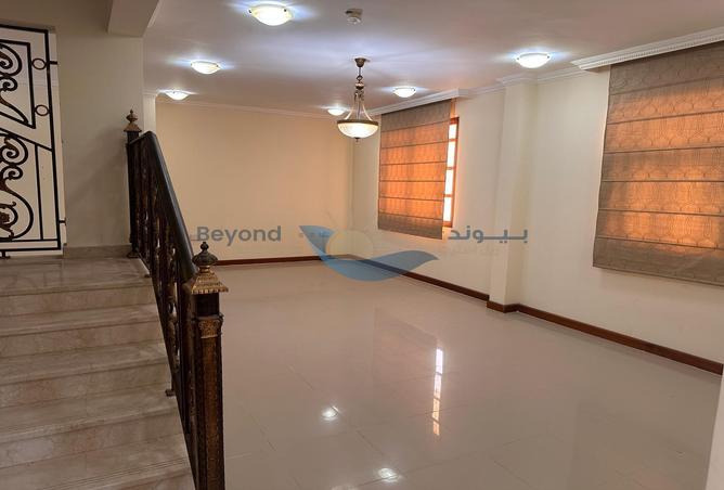 935437 - Property Image 3