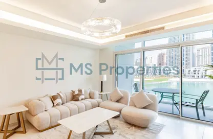 Apartment - 1 Bedroom - 2 Bathrooms for rent in Gewan Island - The Pearl Island - Doha