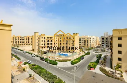 Apartment - 1 Bedroom - 2 Bathrooms for sale in Piazza 2 - La Piazza - Fox Hills - Lusail