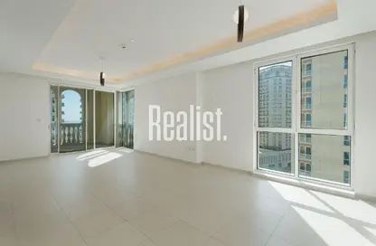 Apartment - 2 Bedrooms - 3 Bathrooms for rent in Viva East - Viva Bahriyah - The Pearl Island - Doha