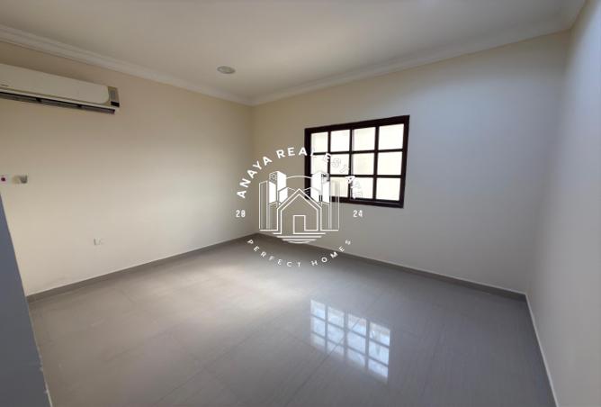 994348 - Property Image 3