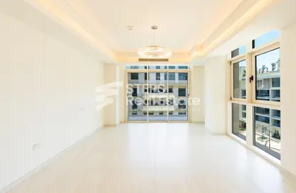 Apartment - 2 Bedrooms - 4 Bathrooms for rent in Gewan Island - The Pearl Island - Doha