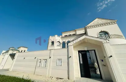 فيلا - 6 غرف نوم - 8 حمامات للايجار في حي الفيلات - مدينة قطر الترفيهية - الوسيل