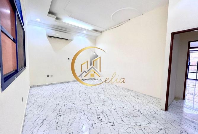 986824 - Property Image 3