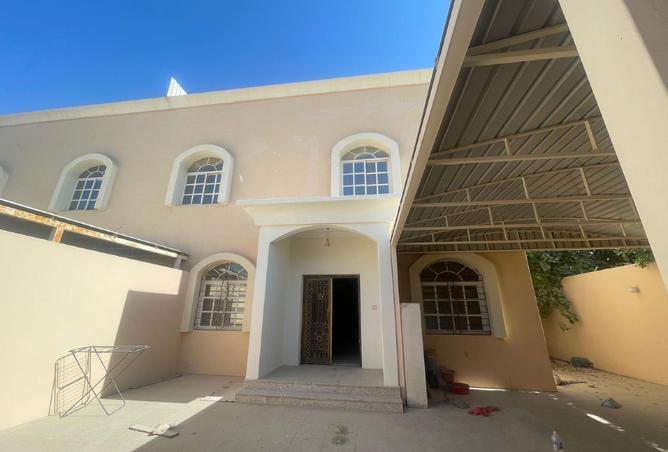 984612 - Property Image 2