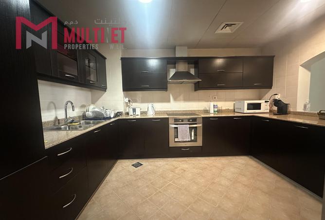 958417 - Property Image 2