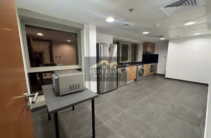 Apartment - 2 Bedrooms - 3 Bathrooms for rent in West Bay Tower - West Bay - West Bay - Doha