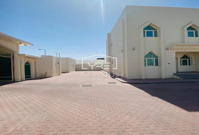 935938 - Property Image 2