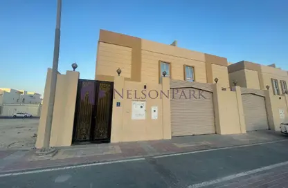 Villa - 5 Bedrooms - 5 Bathrooms for rent in Al Thumama - Al Thumama - Doha