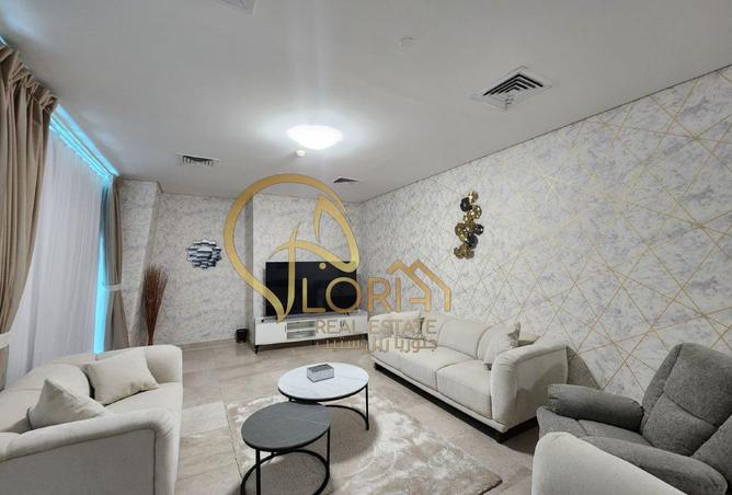 978393 - Property Image 3