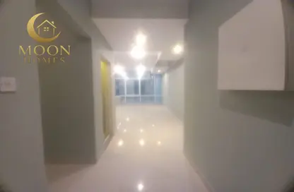 Apartment - 2 Bedrooms - 2 Bathrooms for rent in Umm Ghuwalina - Umm Ghuwailina - Doha