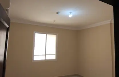 Apartment - 2 Bedrooms - 2 Bathrooms for rent in Bin Omran 35 - Fereej Bin Omran - Doha
