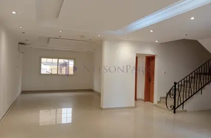 مجمع سكني - 4 غرف نوم - 3 حمامات للايجار في الوعب - الوعب - الدوحة