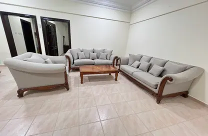 Apartment - 2 Bedrooms - 3 Bathrooms for rent in Umm Ghwailina Comm - Umm Ghuwalina - Umm Ghuwailina - Doha