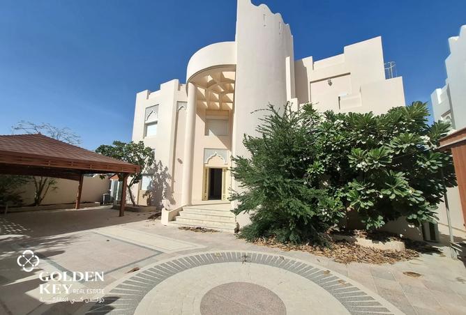 992671 - Property Image 3