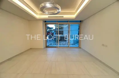 Apartment - 1 Bedroom - 2 Bathrooms for sale in Gewan Island - The Pearl Island - Doha
