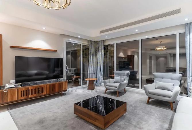 927917 - Property Image 2