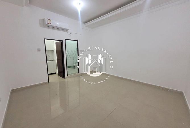 955390 - Property Image 2