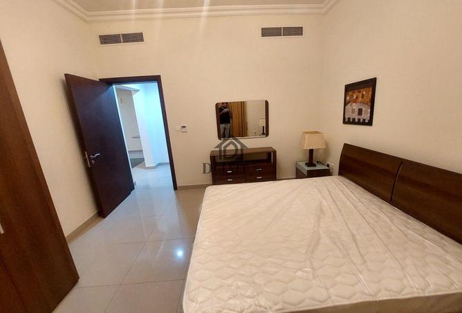 907840 - Property Image 3