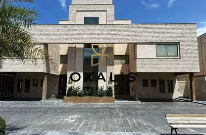 فيلا - 4 غرف نوم - 6 حمامات للايجار في المعمورة - المعمورة - الدوحة